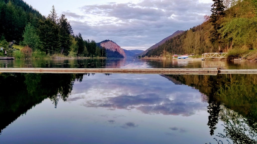 Paul Lake landscape